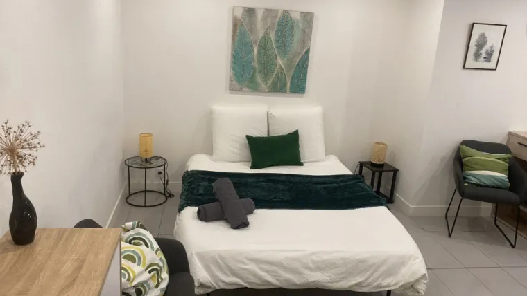 Service de ménage chez les particuliers à Lesquin : Optez pour un intérieur impeccable, Lille, Madame Propreté